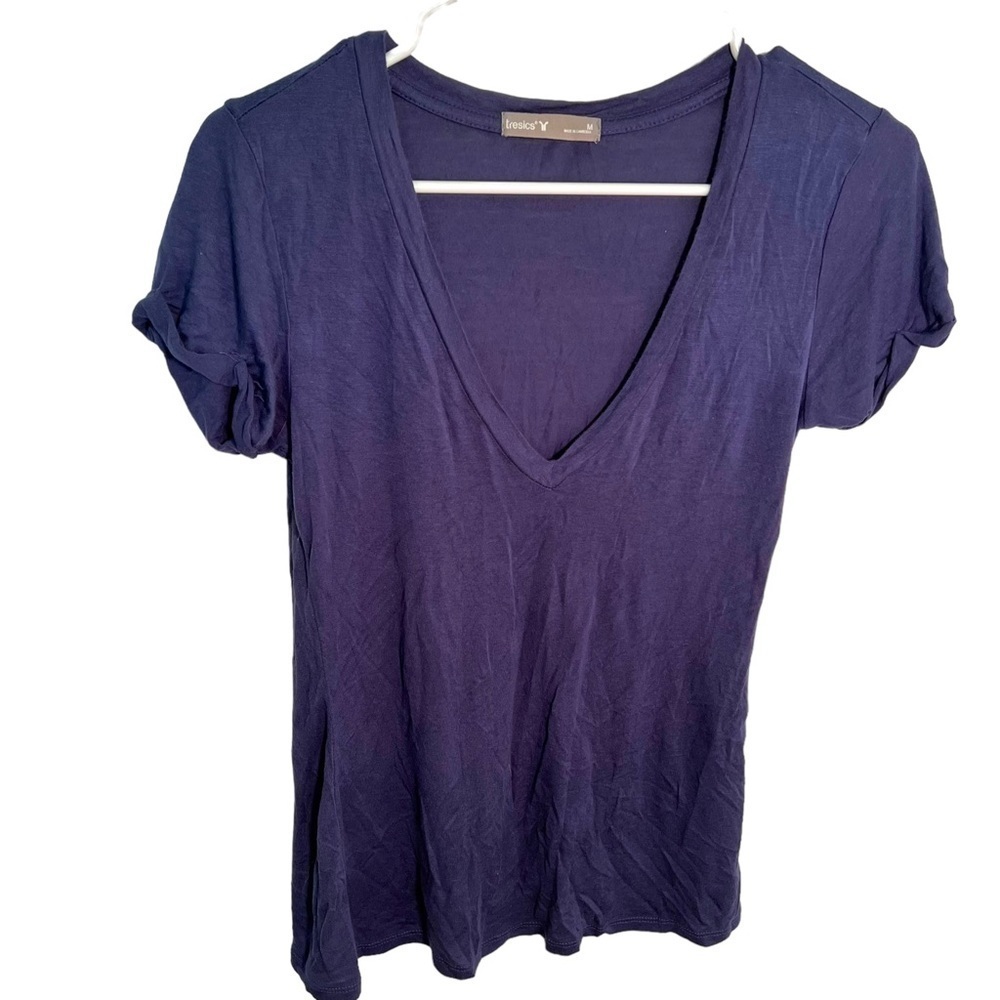 Tresics Women's Size Medium V-Neck T-Shirt Blue Gray Rolled Cuff Stretch